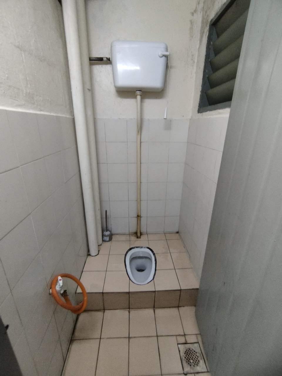 IMG-20251202-WA0033_copy_960x1280