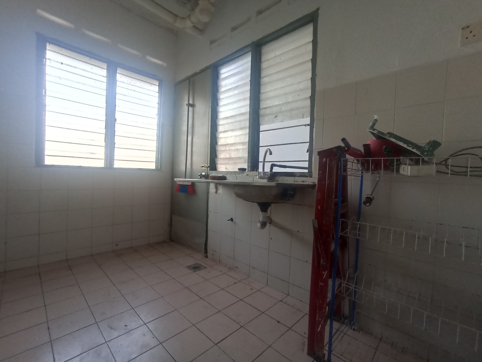 IMG_20251201_182435_copy_1640x1232