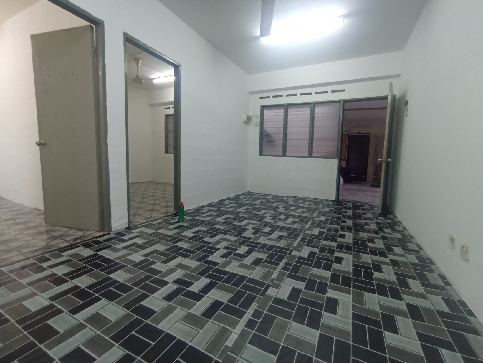 IMG_20251201_182512_copy_1640x1232